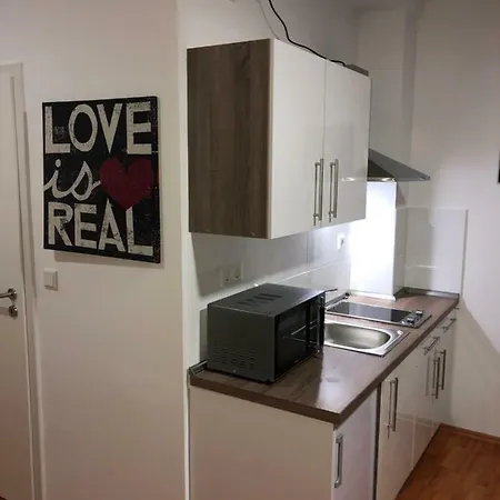 Apartment 4 Rent *