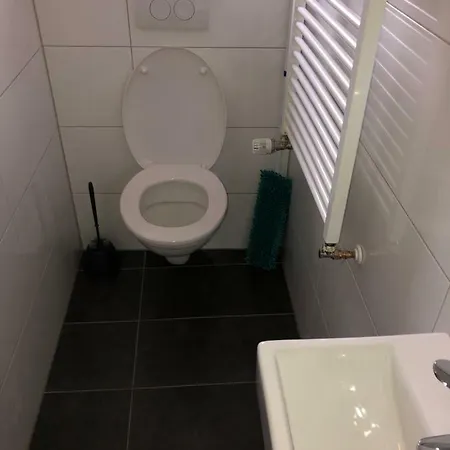 Apartment 4 Rent *