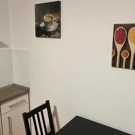 4 Rent Apartment *