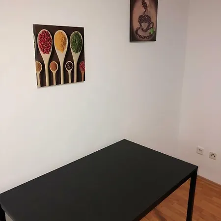 4 Rent *